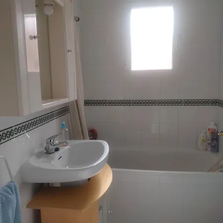 Bungalow Con Piscina Hébergement de vacances